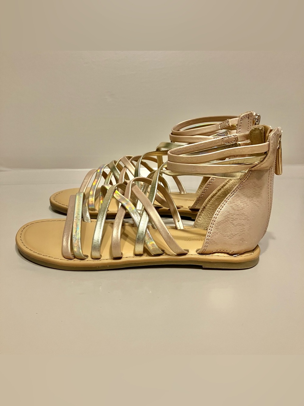Cat & Jack Dion Rose Gold Metallic Strappy Gladiator Sandals Girls’ Sz‎ 1